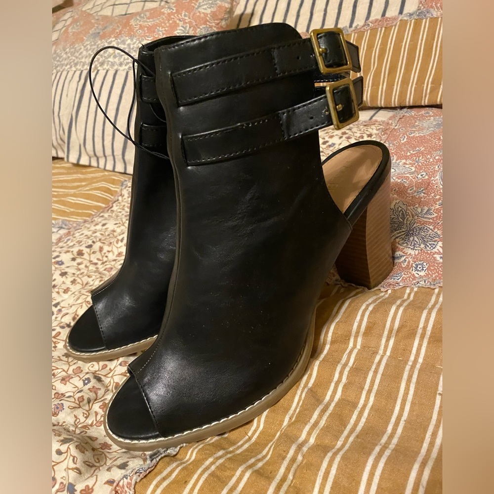 Lane Bryant open toe open heel high heel shoe black 11w